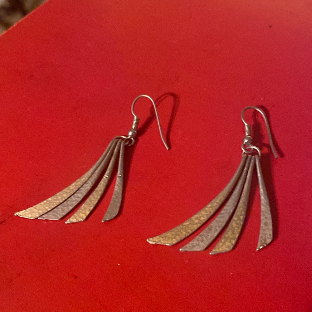 Vintage 2 tone earrings